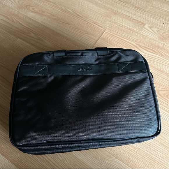 NWT Kenneth Cole Reaction Keystone Checkpoint-Friendly Laptop Portfolio Bag - Picture 6 of 12
